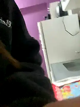 putit4444 online show from November 22, 2025, 8:35 am