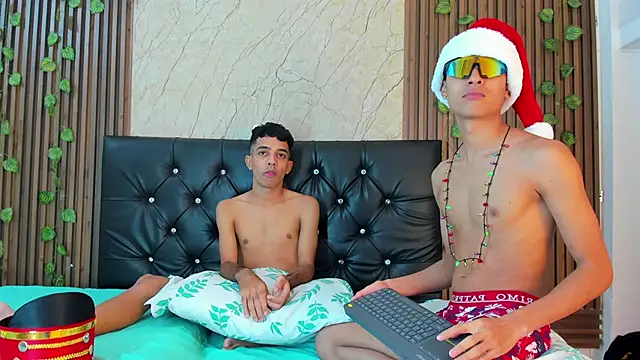 LiamSammer online show from December 16, 2025, 5:55 am