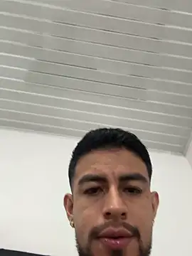 Snapshot of Ethan_king_ chatting on February 22, 2026, 8:54 pm Ethan king online show from February 22, 2026, 8:54 pm