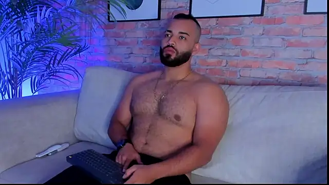 Snapshot of Chris_Varden chatting on February 23, 2026, 7:14 pm Chris Varden online show from February 23, 2026, 7:14 pm