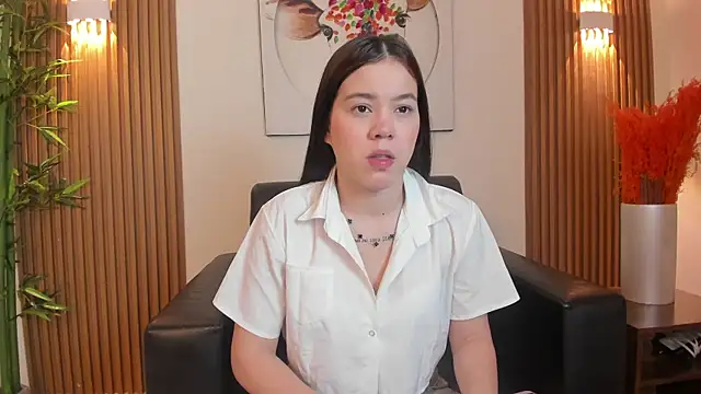 Snapshot of Emily_Frostt chatting on July 9, 2026, 11:42 am Emily Frostt online show from July 9, 2026, 11:42 am