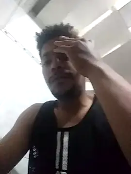 Snapshot of louishotlatinboy chatting on November 17, 2025, 6:23 pm louishotlatinboy online show from November 17, 2025, 6:23 pm