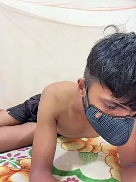 syndyc1 online show from March 5, 2026, 5:04 am