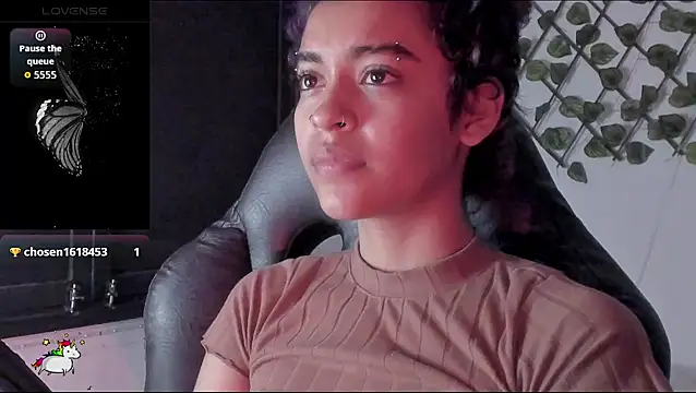 Anny Kiitty online show from February 22, 2026, 8:43 pm