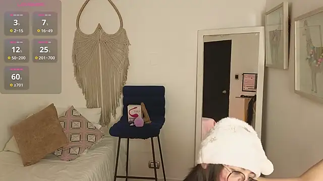 Snapshot of ChaosDoll__ chatting on December 14, 2025, 1:49 pm ChaosDoll online show from December 14, 2025, 1:49 pm