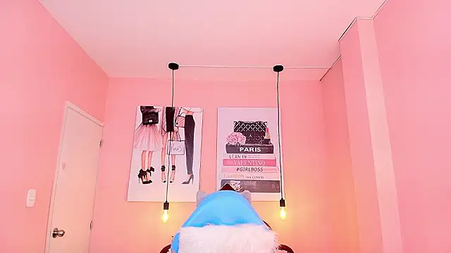 Milu carbajal x online show from February 12, 2026, 9:58 pm