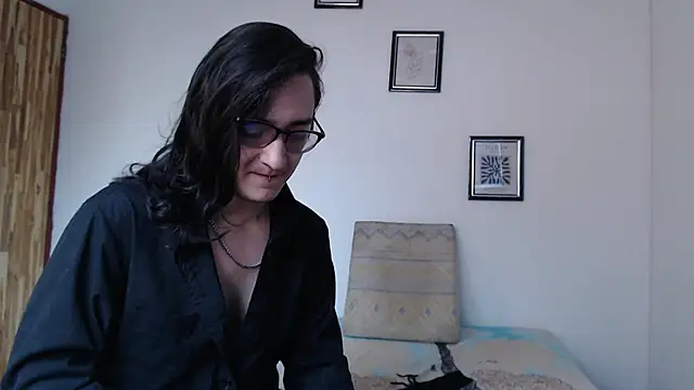 Snapshot of Amoneth_Xx chatting on February 27, 2026, 12:27 pm Amoneth Xx online show from February 27, 2026, 12:27 pm