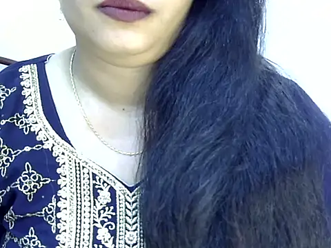 Snapshot of Muskan_Jha chatting on May 18, 2026, 2:01 am Muskan Jha online show from May 18, 2026, 2:01 am
