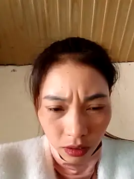  Su-Su  online show from November 19, 2025, 7:08 am