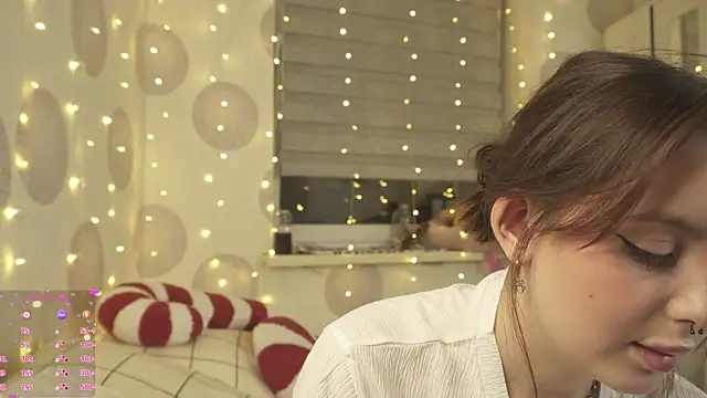 kumurakamika online show from December 3, 2025, 5:01 pm