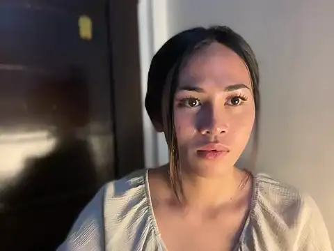 hugecockhiraya online show from April 8, 2026, 8:38 am