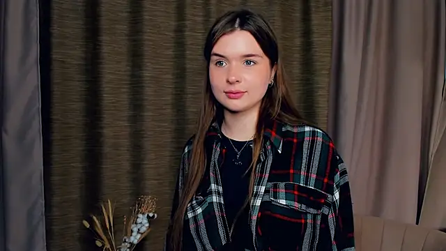 Snapshot of KevinRayer chatting on November 16, 2025, 8:19 am KevinRayer online show from November 16, 2025, 8:19 am