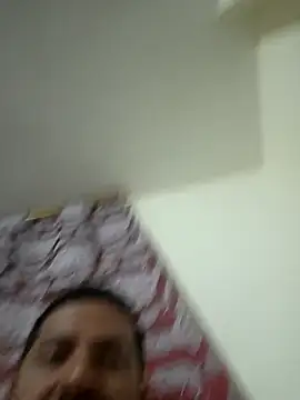 Snapshot of BuskedFester chatting on December 2, 2025, 4:03 am BuskedFester online show from December 2, 2025, 4:03 am