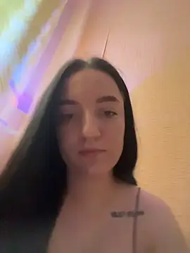 DianasLovex online show from December 17, 2025, 9:14 am