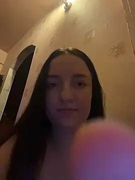 DianasLovex online show from December 17, 2025, 9:20 pm