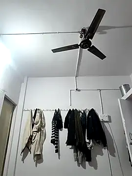 Snapshot of DesiAnita3693 chatting on November 16, 2025, 9:41 pm DesiAnita3693 online show from November 16, 2025, 9:41 pm