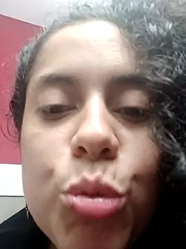 Lapeluda25 online show from December 23, 2025, 2:00 am