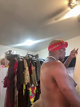 Motherbigbus online show from April 2, 2026, 8:59 pm