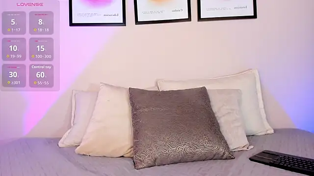 Sofi vega77 online show from April 15, 2026, 11:49 am