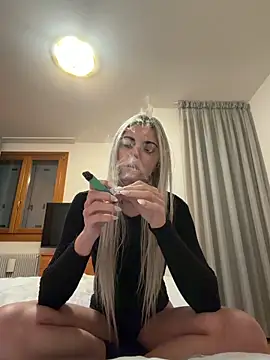 feliciafelon online show from February 22, 2026, 5:58 pm