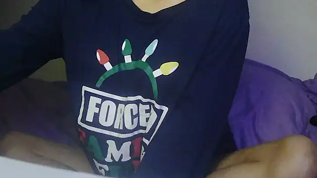 rosiefawnxo online show from November 30, 2025, 6:36 am