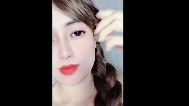 MiAnna-Lovee online show from December 15, 2025, 4:18 am