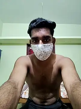 Snapshot of Yournextdoorboy chatting on June 18, 2026, 5:07 pm Yournextdoorboy online show from June 18, 2026, 5:07 pm
