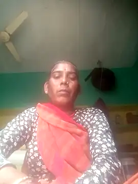 Snapshot of Xx_savita chatting on November 27, 2025, 8:37 am Xx savita online show from November 27, 2025, 8:37 am