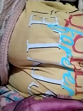 Snapshot of CUTE_123X chatting on November 20, 2025, 3:02 pm CUTE 123X online show from November 20, 2025, 3:02 pm