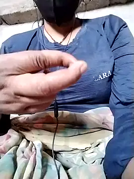 Snapshot of CUTE_123X chatting on November 21, 2025, 9:30 am CUTE 123X online show from November 21, 2025, 9:30 am