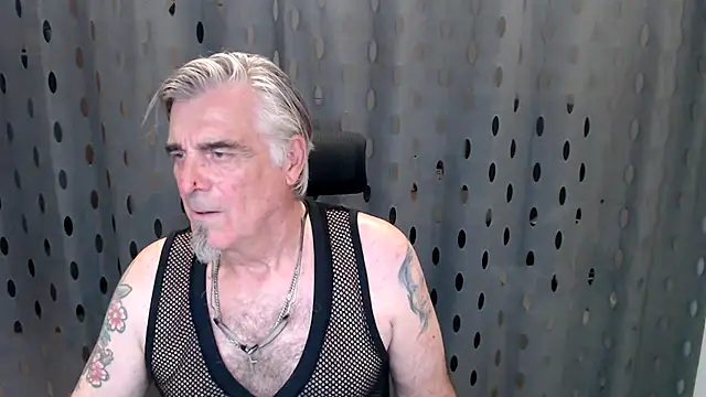 Snapshot of Buidapest chatting on July 13, 2026, 10:53 pm Buidapest online show from July 13, 2026, 10:53 pm