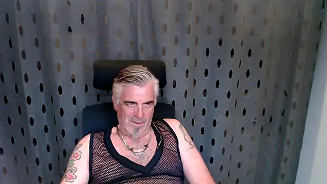 Snapshot of Buidapest chatting on July 13, 2026, 12:00 am Buidapest online show from July 13, 2026, 12:00 am