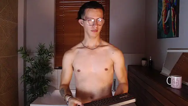 Brandon starkk online show from December 4, 2025, 12:37 pm