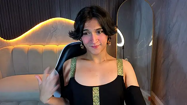 zoe tp online show from December 15, 2025, 8:03 pm