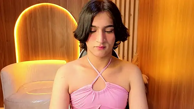 Snapshot of zoe_tp chatting on February 2, 2026, 8:19 pm zoe tp online show from February 2, 2026, 8:19 pm