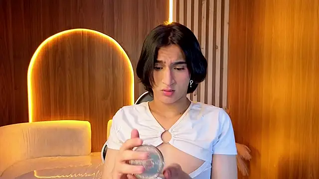 Snapshot of zoe_tp chatting on February 4, 2026, 8:04 pm zoe tp online show from February 4, 2026, 8:04 pm