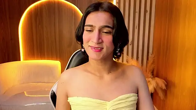 Snapshot of zoe_tp chatting on February 7, 2026, 12:57 pm zoe tp online show from February 7, 2026, 12:57 pm