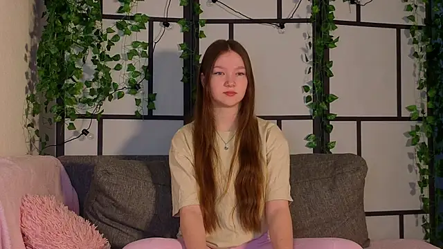 MelvinaEbner online show from February 25, 2026, 8:36 am