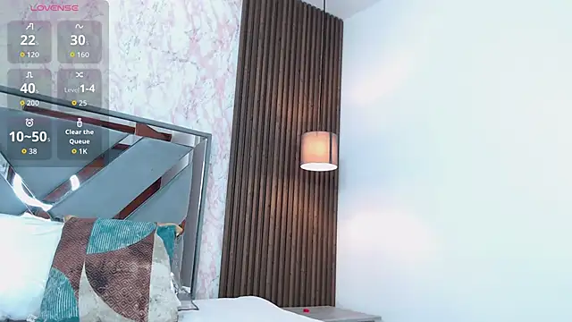 Lorna queen online show from December 2, 2025, 8:54 pm