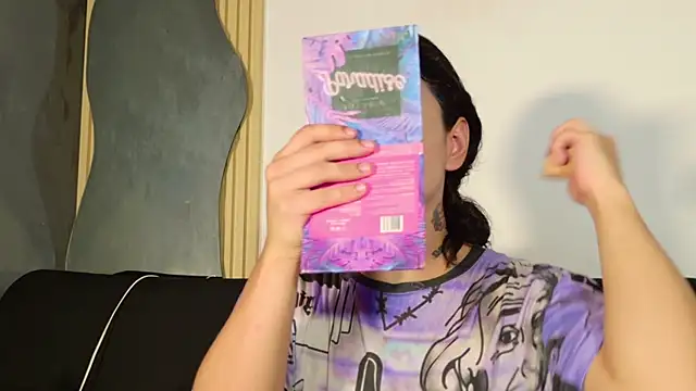 Angel-umbra online show from January 12, 2026, 7:53 pm