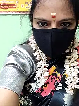 Queen-Neha online show from November 27, 2025, 7:14 pm