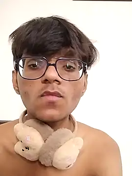 Snapshot of akshr1099 chatting on November 22, 2025, 3:05 am akshr1099 online show from November 22, 2025, 3:05 am