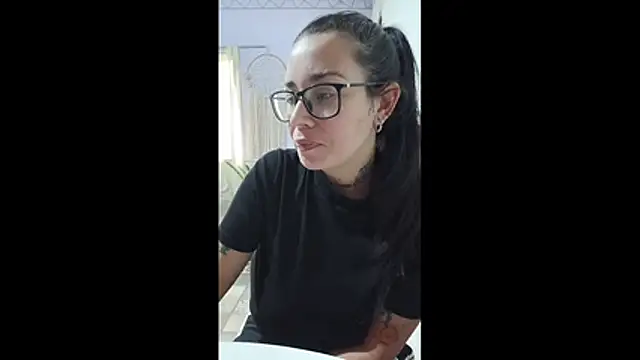 StarNinf4 online show from April 8, 2026, 4:52 pm