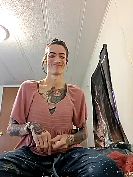 Snapshot of MaitressePomme3 chatting on November 18, 2025, 3:37 pm MaitressePomme3 online show from November 18, 2025, 3:37 pm