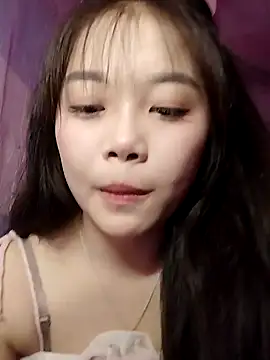 Baa-bee22 online show from April 23, 2026, 1:56 am