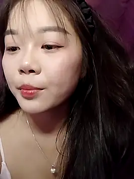 Baa-bee22 online show from April 22, 2026, 6:09 am