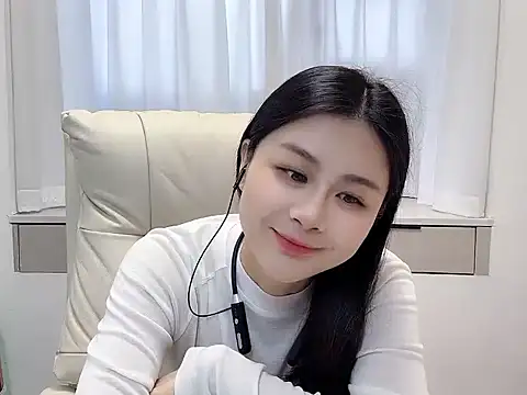 Snapshot of forzen-baby chatting on November 30, 2025, 4:24 am forzen-baby online show from November 30, 2025, 4:24 am