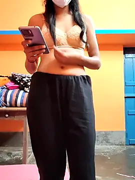 Snapshot of Minakshi-Gi chatting on January 7, 2026, 8:52 am Minakshi-Gi online show from January 7, 2026, 8:52 am