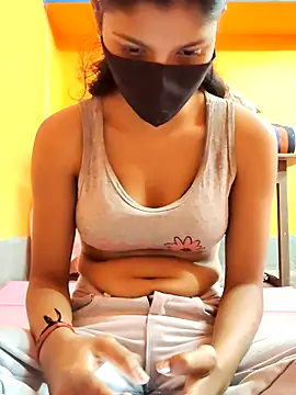 Snapshot of Minakshi-Gi chatting on December 23, 2025, 8:24 am Minakshi-Gi online show from December 23, 2025, 8:24 am