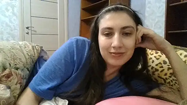 Snapshot of summerkathyy chatting on November 17, 2025, 4:27 am summerkathyy online show from November 17, 2025, 4:27 am